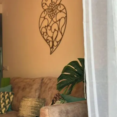 Апартаменти Garden 63 - Jardim Da Parada - Campo De Ourique