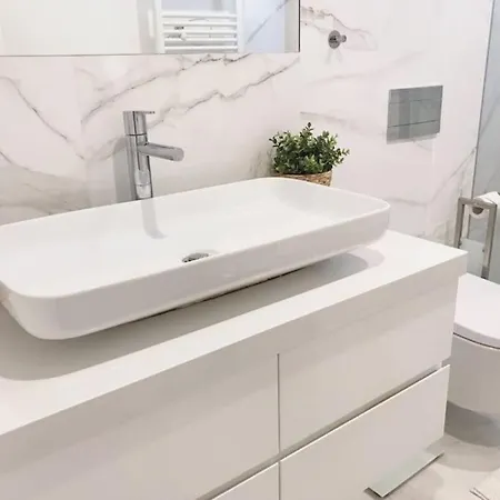 Апартаменти Garden 63 - Jardim Da Parada - Campo De Ourique