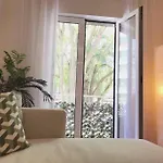 Appartamento Garden 63 - Jardim Da Parada - Campo De Ourique *